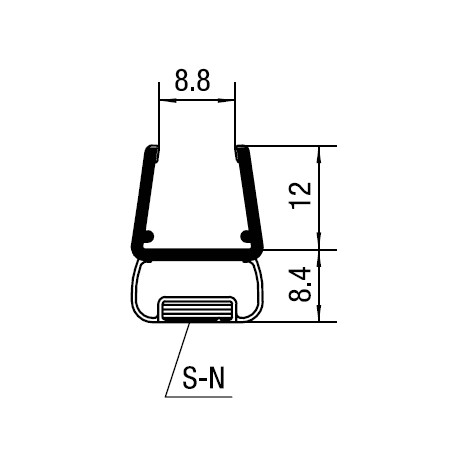 Magnetic door seal